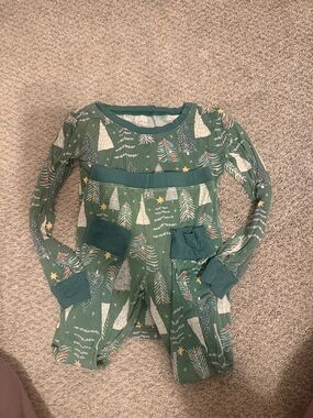 Little Sleepies Green Holiday Tree Print Kids Pajama Set